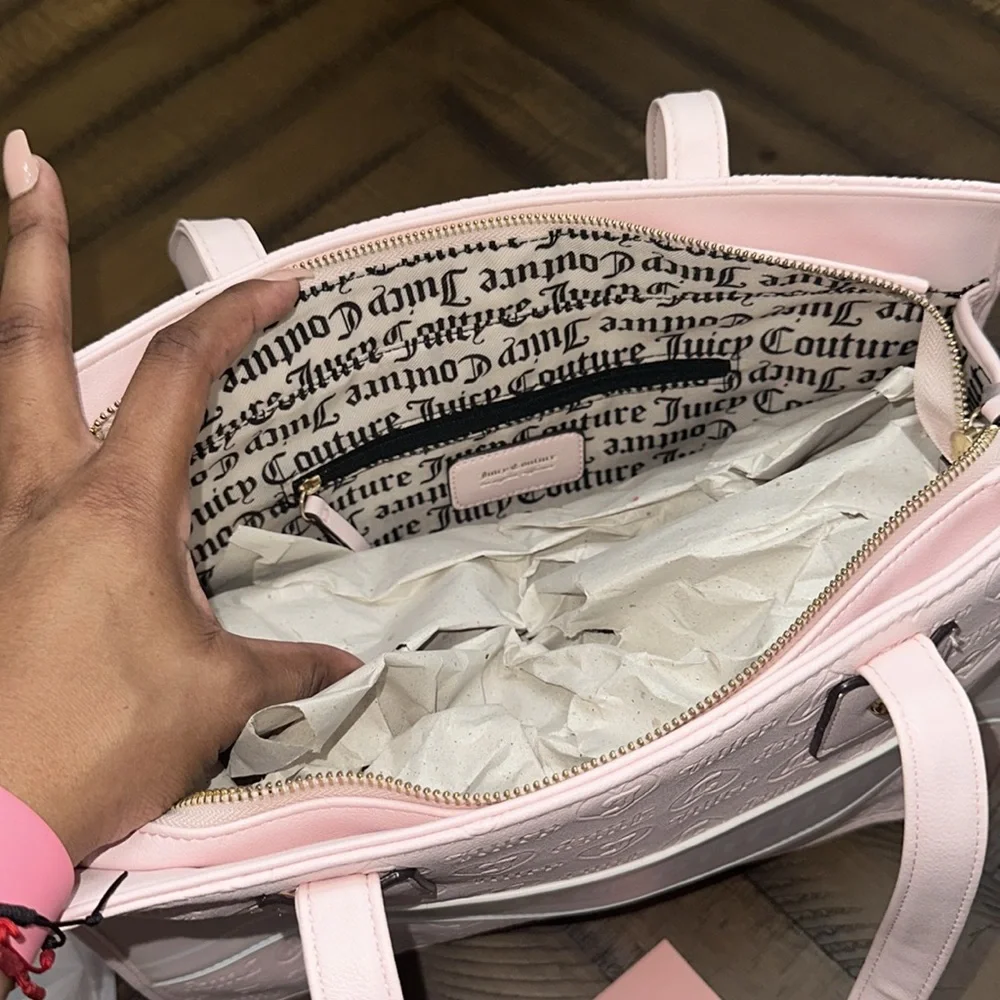 NWT juicy couture tote π€π©·π€π©· - Picture 4 of 5